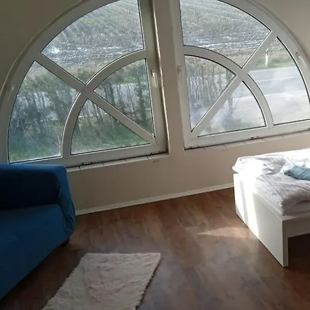 아파트 Grosse Landhauswohnung *