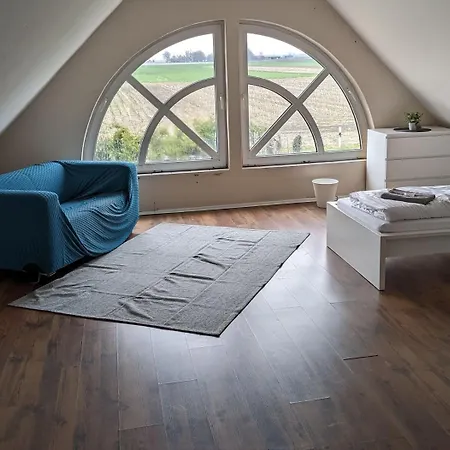 아파트 Grosse Landhauswohnung *